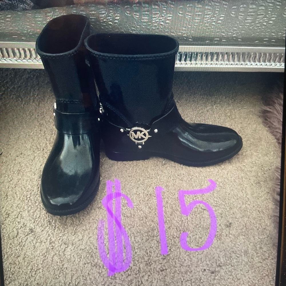 Rain boots